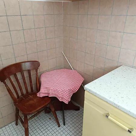 Klaus Hostal